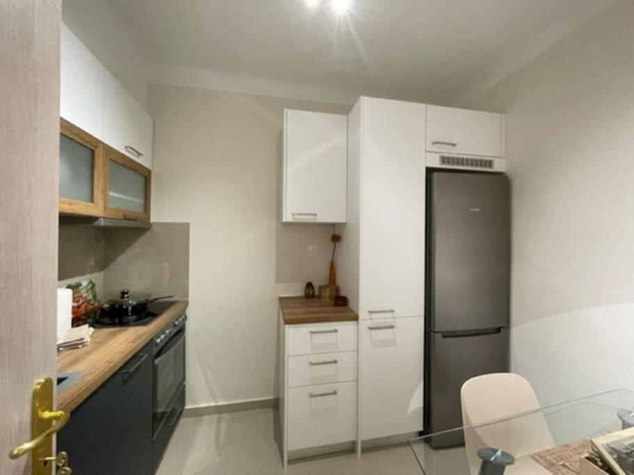 Crimson Suite: 1-Bedroom Apartment In Tessalónica Exterior foto